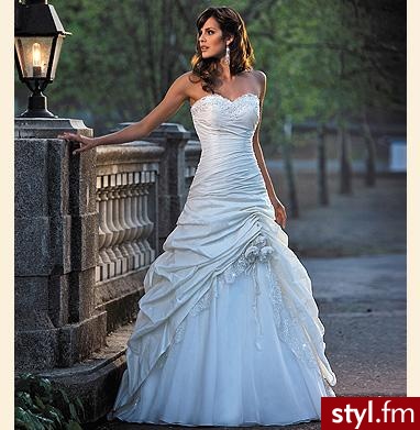D861 - Suknie ślubne Ślub Moda