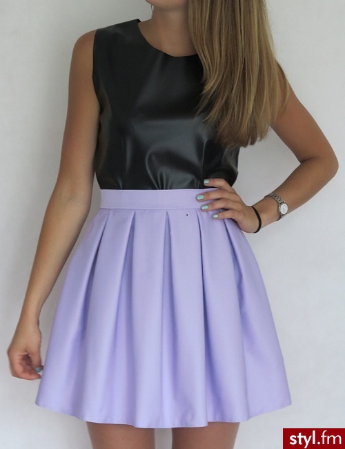 Średnie Spódnice Moda