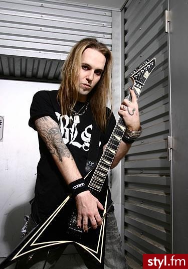Alex z Children of Bodom - Długie Fryzury