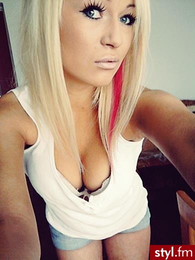 Blond Rozpuszczone Proste Na co dzień Średnie Fryzury
