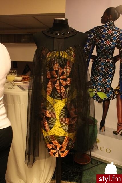 Sukienki Moda