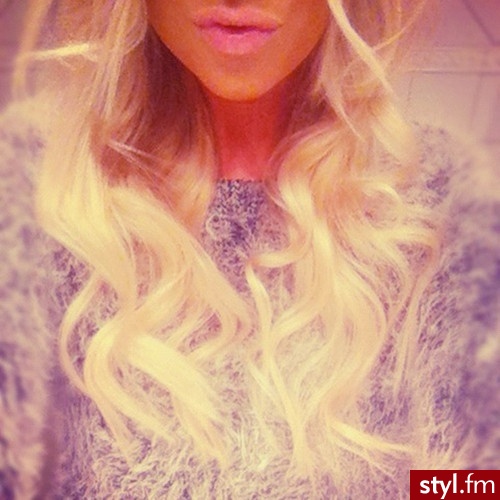 Blond Rozpuszczone Kręcone Na co dzień Średnie Fryzury