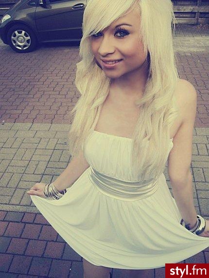 Blond Rozpuszczone Proste z grzywką Na co dzień Długie Fryzury