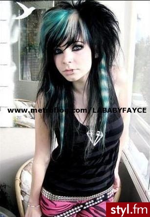 EMO Alternatywne Średnie Fryzury