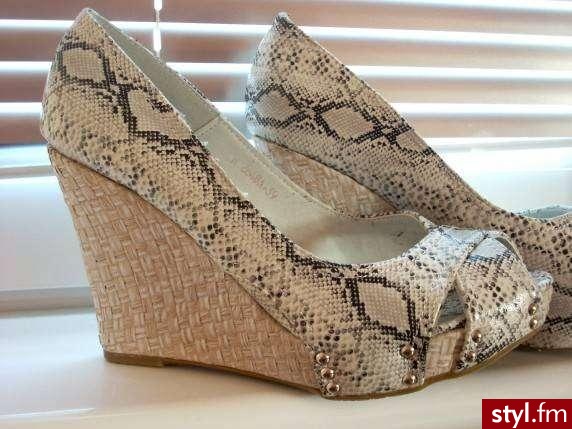 Pozostałe Buty Moda