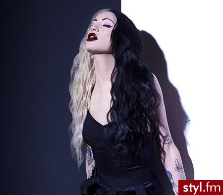 Porcelain Black - Kolorowe Punk Rock Alternatywne Długie Fryzury