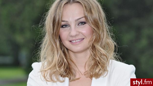 Średnie Fryzury