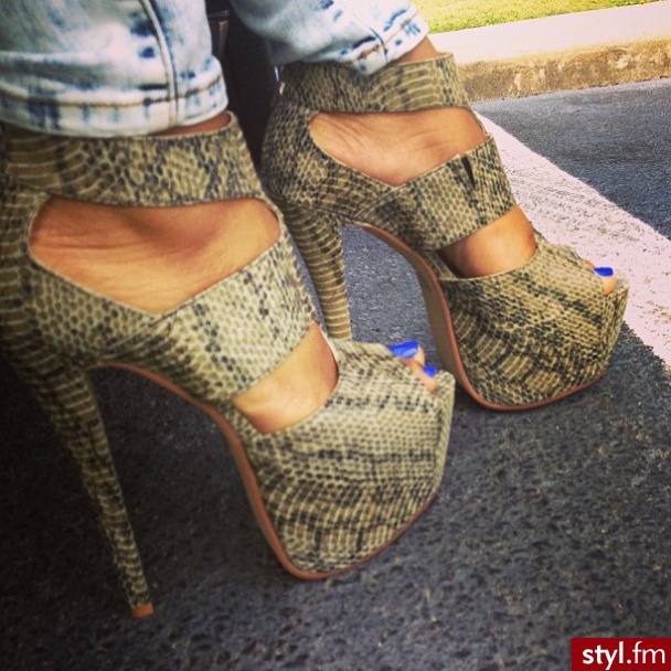 Szpilki Buty Moda