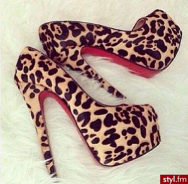 Szpilki Buty Moda