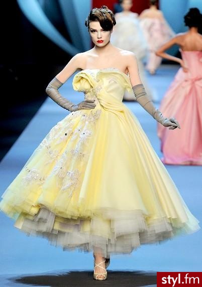 Christian Dior wiosna 2011 - Sukienki Moda