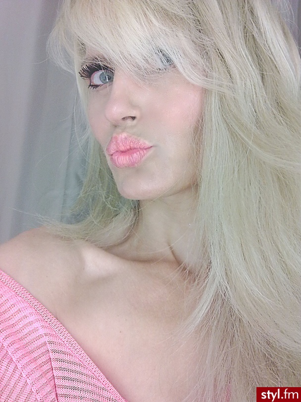 Mary Kay nude plus dziubek:P - Dzienne Makijaże