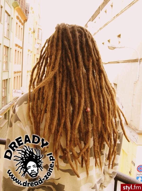 Dredy http://www.dread-zone.pl - Dredy Alternatywne Długie Męskie Fryzury