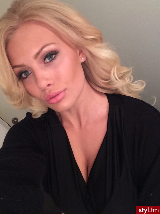 Blond Rozpuszczone Kręcone Na co dzień Średnie Fryzury