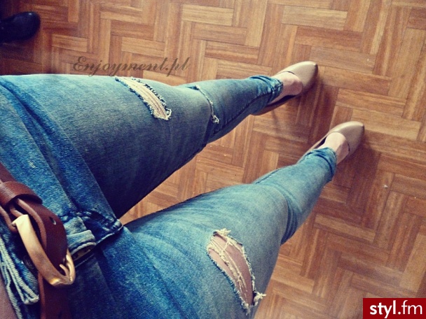 www.enjoyment.pl - Jeansy Spodnie Moda