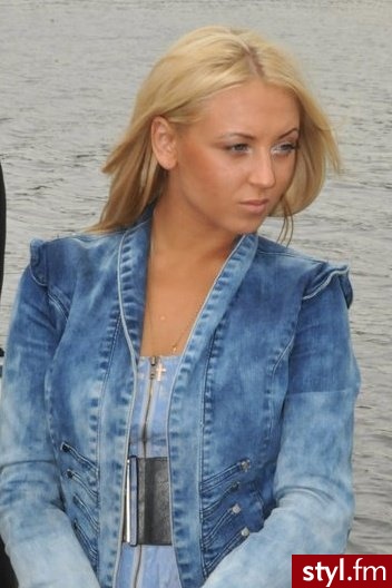 Średnie Fryzury