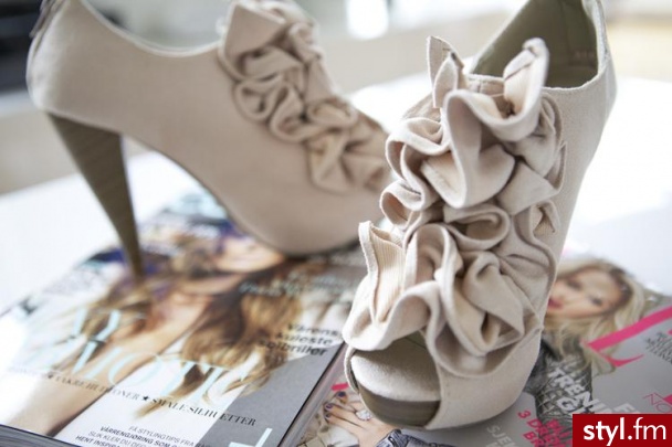 Szpilki Buty Moda