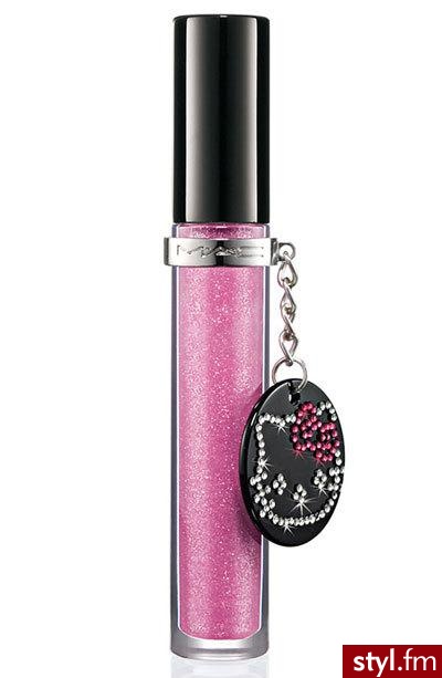 Śliczny błyszczyk, powstały we współpracy firmy MAC z Hello Kitty. Do kupienia za $28. :) - Misz-masz