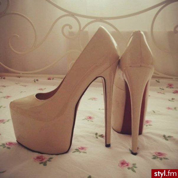 Szpilki Buty Moda