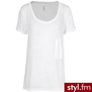 Fluxing T-Shirt Wit - Polyvore. Pobrano ze strony: http://www.polyvore.com/fluxing_shirt_wit/thing?id=15886554 - Pozostałe Ciuchy Moda