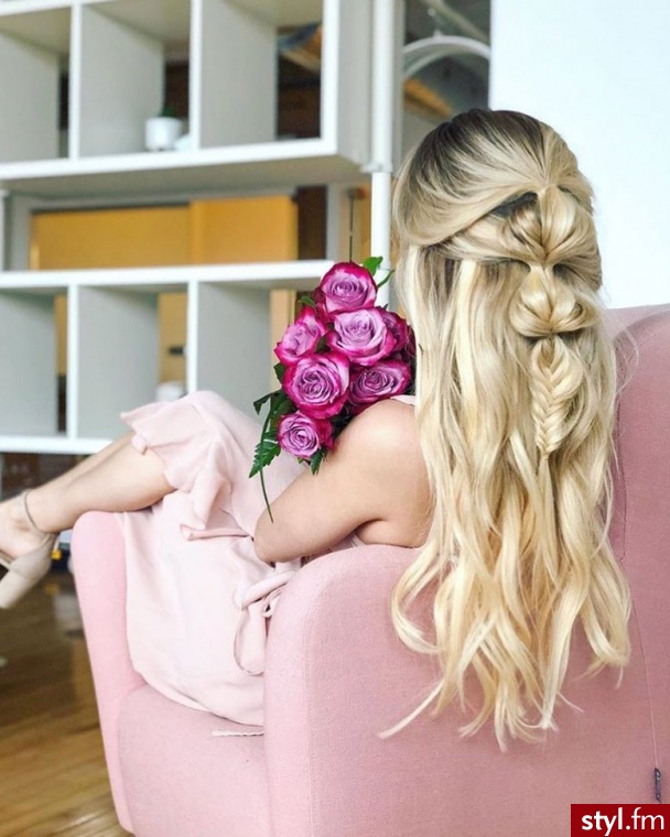 Blond Rozpuszczone Kręcone Na co dzień Długie Fryzury