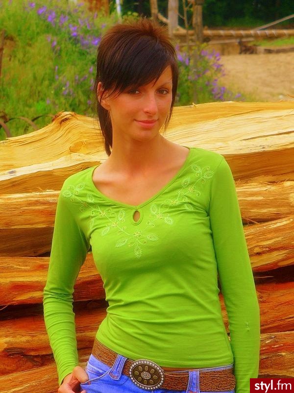 Średnie Fryzury