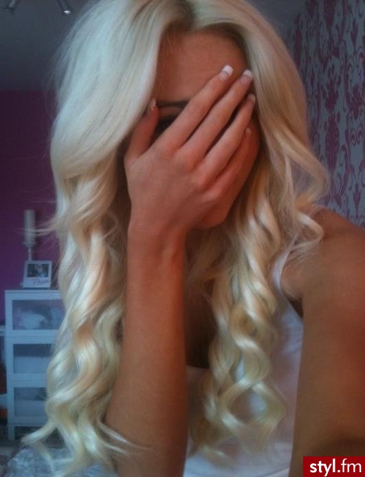Blond Rozpuszczone Kręcone Na co dzień Długie Fryzury
