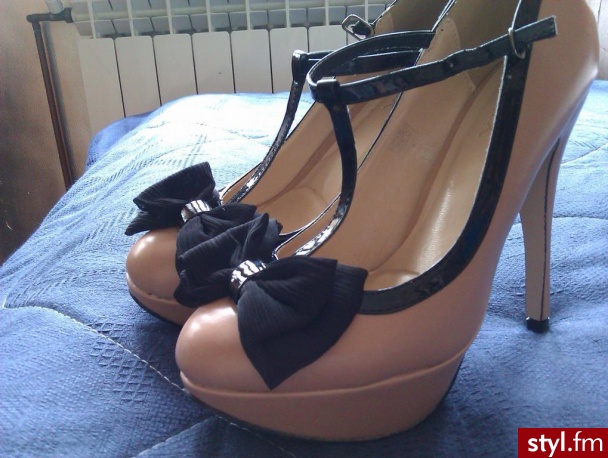 Szpilki Buty Moda