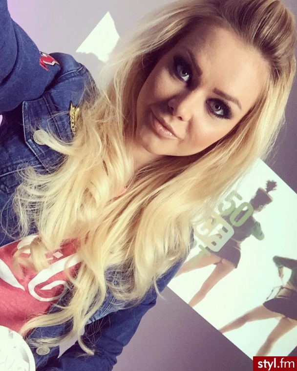 Blond Rozpuszczone Kręcone Na co dzień Długie Fryzury