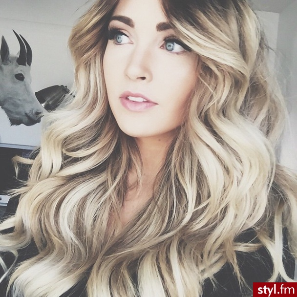 Kręcone Na co dzień Długie Fryzury