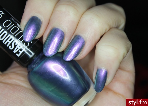http://color-explosion-blog.blogspot.com/2015/01/zuczkowy-lakier-od-astor.html#comment-form - Migdałki Paznokcie