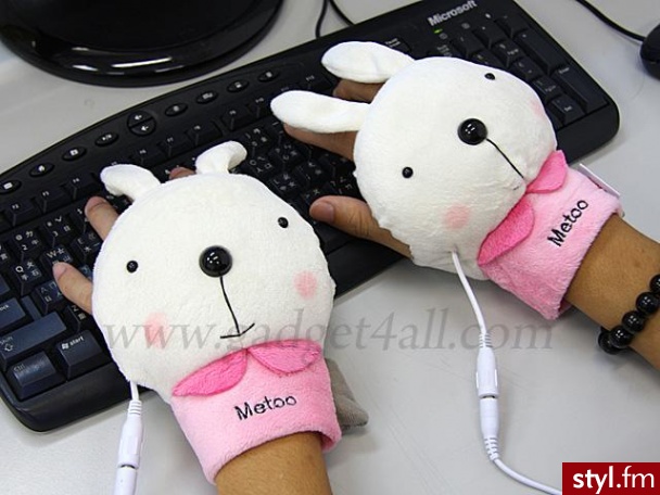 Ocieplacze na łapki - wystarczy podłączyć je pod USB. Cena: $22.50 - Gadżety Inne Moda