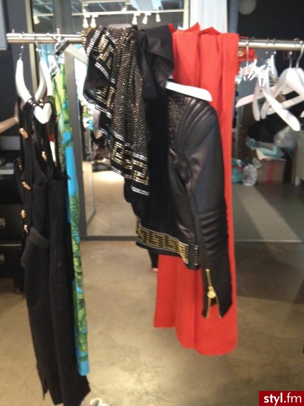 VERSACE DLA H&M ! - Pozostałe Ciuchy Moda