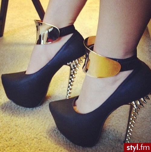 Szpilki Buty Moda