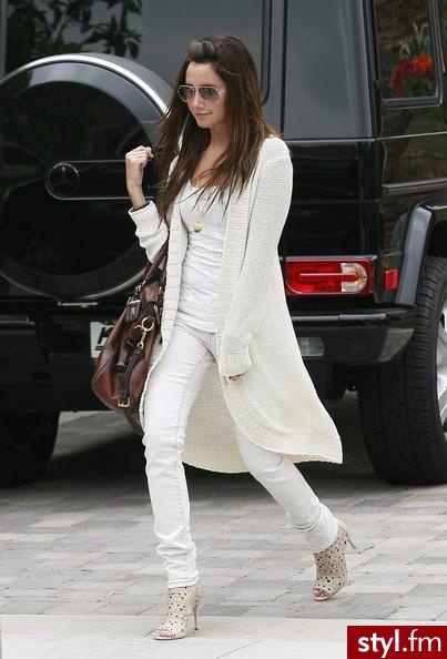 Ashley Tisdale - Moda uliczna Inne Moda