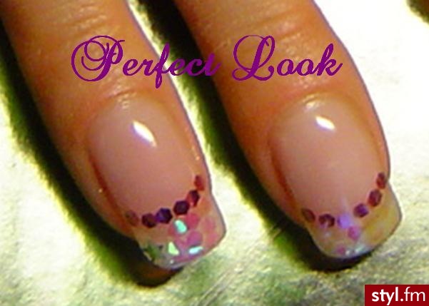 Autor: Iskierka holgramy 2. Autor: <b>Iskierka</b><br /> - Paznokcie