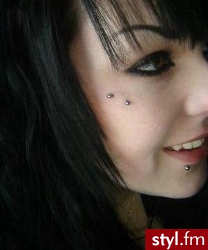 Anti eyebrow - Modyfikacje ciała