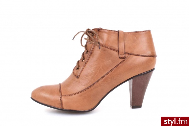 Dostępne w rozmiarach 36-41, więcej zdjęć i szczegóły na www.ModneNiebo.pl - Botki Buty Moda
