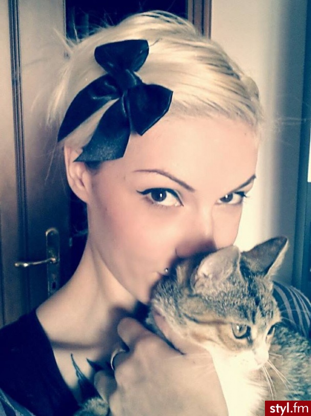 Blond Upięcie Proste Na co dzień Średnie Fryzury