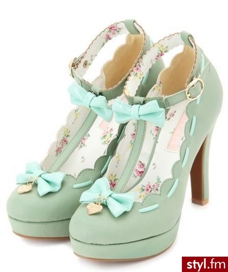 Szpilki Buty Moda