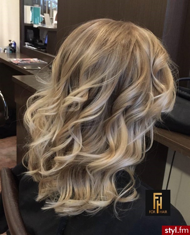 http://forhairsobieski.pl/ SOMBRE OLAPLEX WARSZAWA DOBRY FRYZJER - Średnie Fryzury