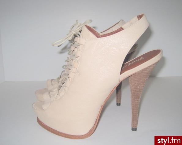 Szpilki Buty Moda