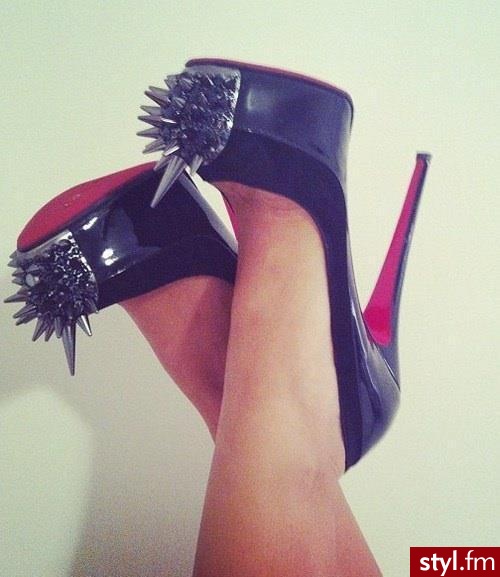 Szpilki Buty Moda