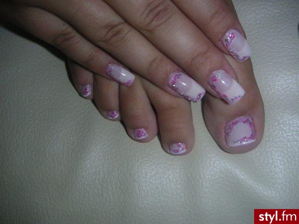Autor: Angela komplecik ;). Autor: <b>Angela</b><br /> - Paznokcie