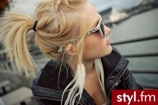 Blond Upięcie Proste Na co dzień Średnie Fryzury