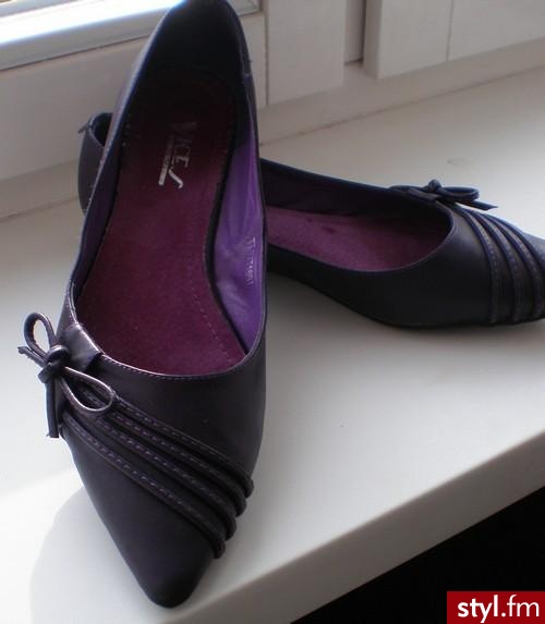 Pozostałe Buty Moda
