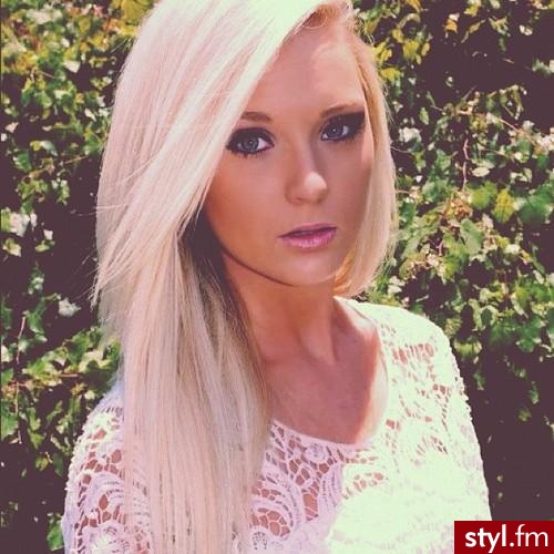 Blond Rozpuszczone Proste z grzywką Na co dzień Długie Fryzury