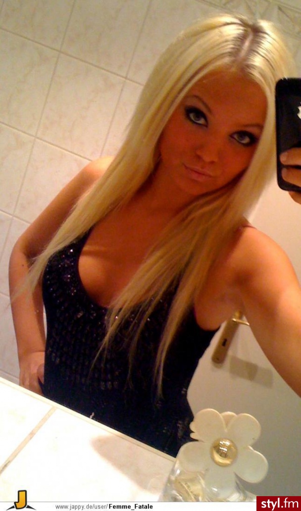 Blond Rozpuszczone Proste Na co dzień Długie Fryzury