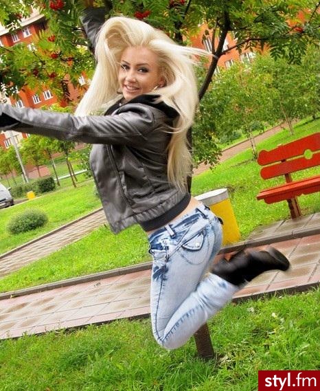 Blond Rozpuszczone Proste Na co dzień Długie Fryzury