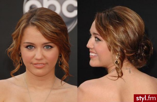 Miley Cyrus - Brązowe Upięcie Kręcone z grzywką Wieczorowe Długie Fryzury