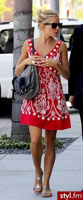 Sienna Miller - Pozostałe Ciuchy Moda